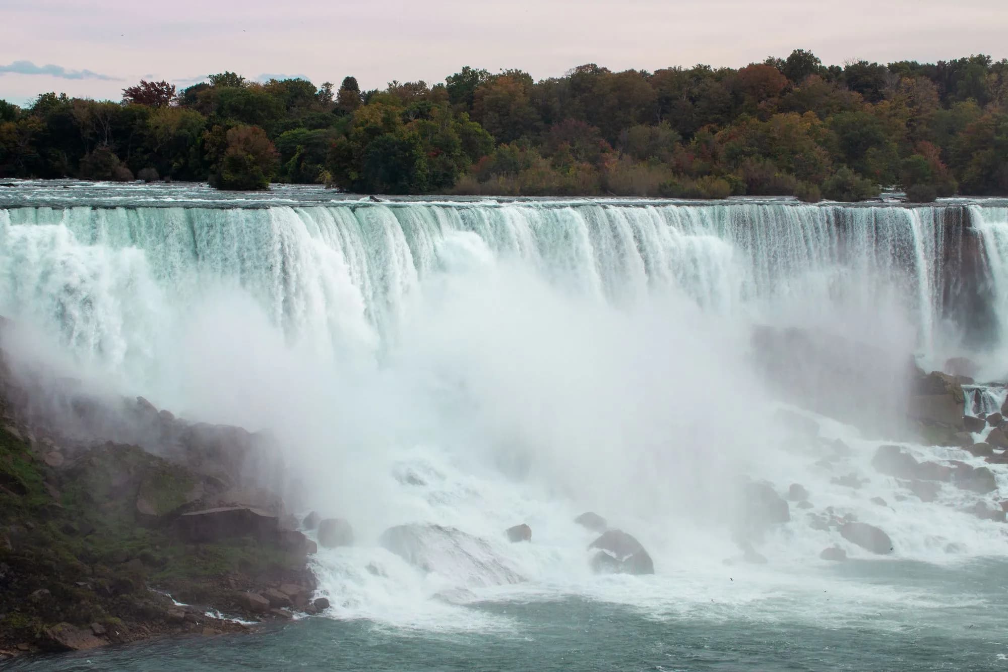 Niagara Falls representing destination and hospitality services